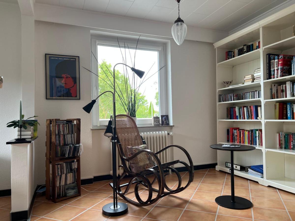 Aussergewoehnliches Haus Mit Sauna, Kamin Und Garten Wilhelmshaven Buitenkant foto