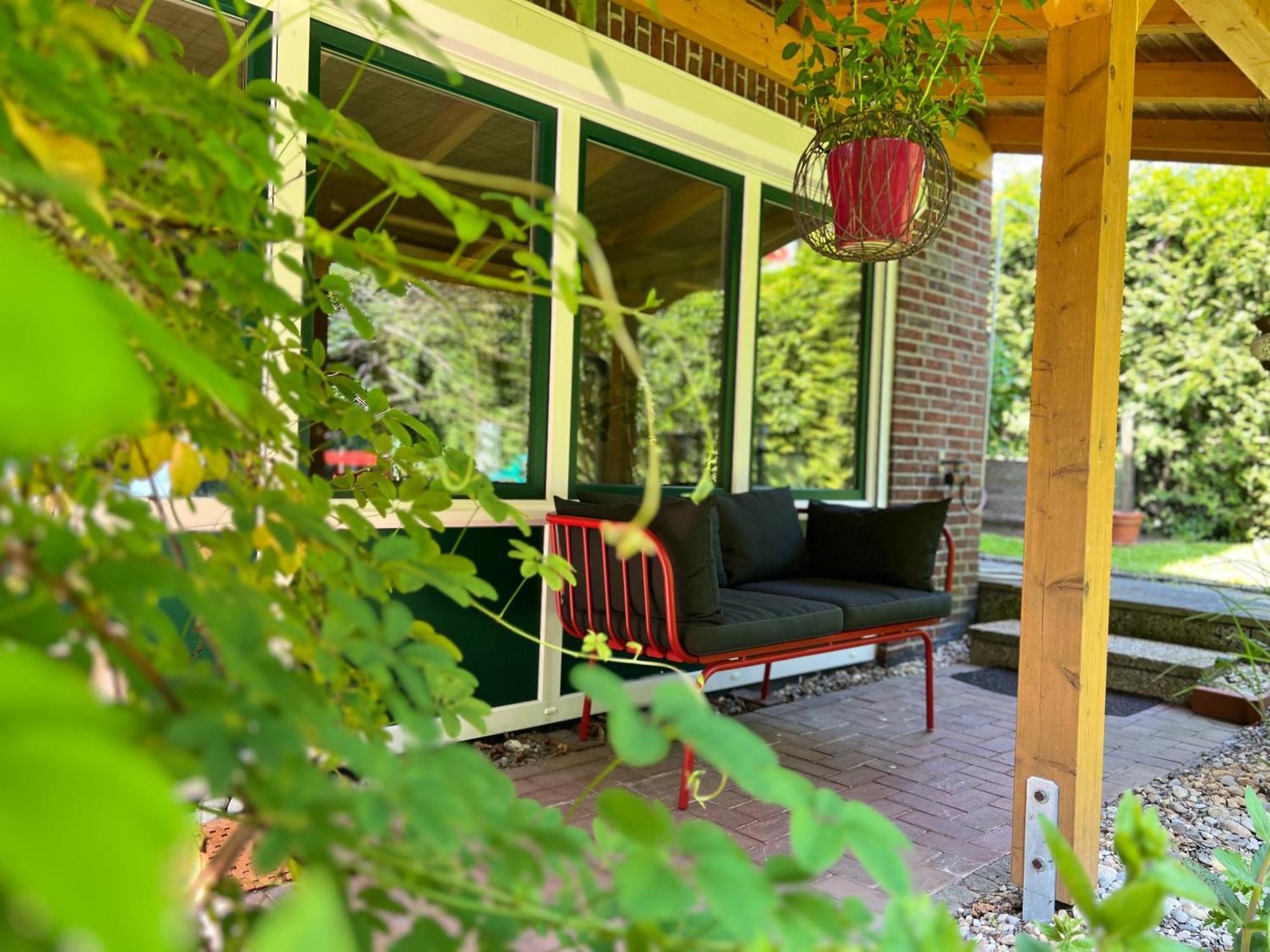 Aussergewoehnliches Haus Mit Sauna, Kamin Und Garten Wilhelmshaven Buitenkant foto